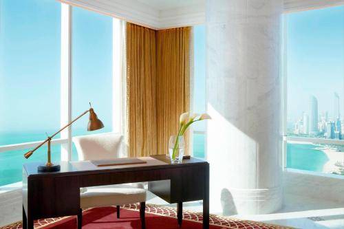 Abu Dhabi Resort | The St. Regis Abu Dhabi