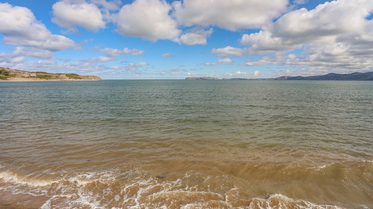 Beaumaris Cottage | The Stables