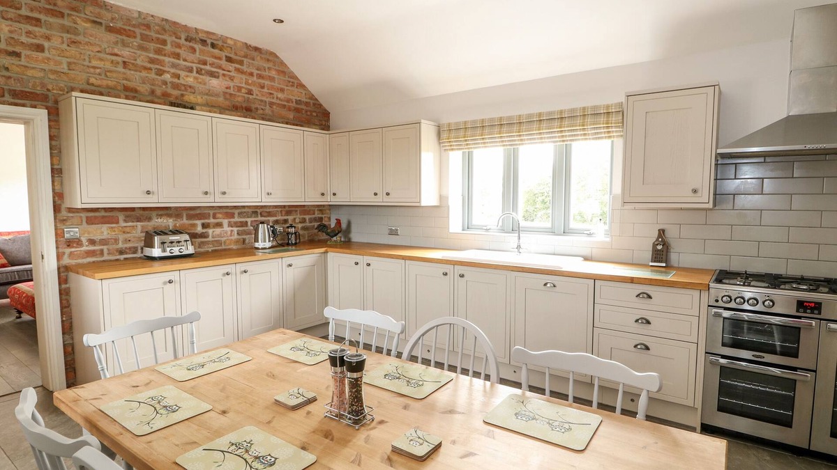 Boston Cottage | The Stables