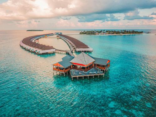 Huruvalhi Resort | The Standard, Huruvalhi Maldives