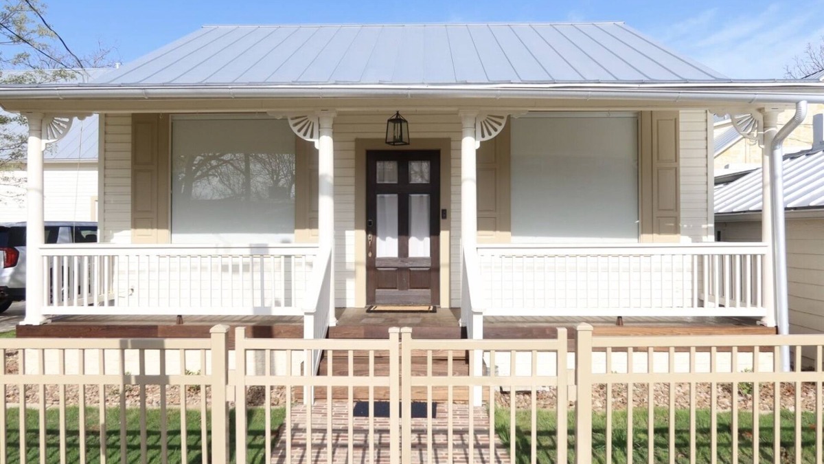 Comfort Cottage | The Stay on Seventh
