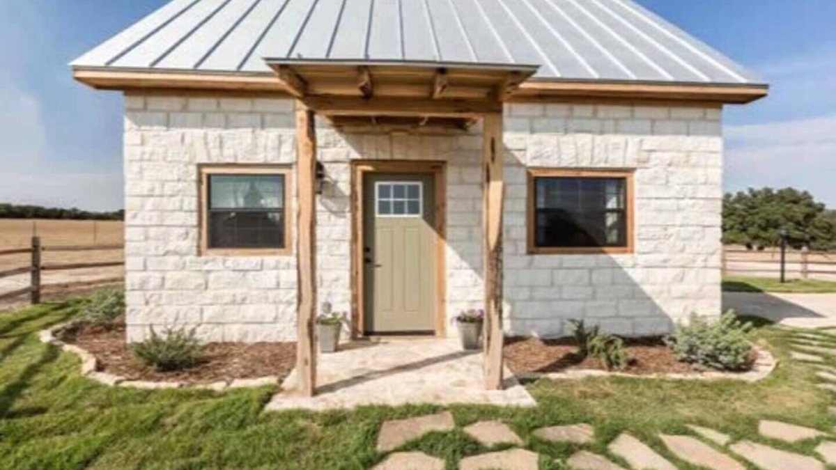Grapetown Other | The Stone Cottage for 2 @ TimberRose Ranch hot tub