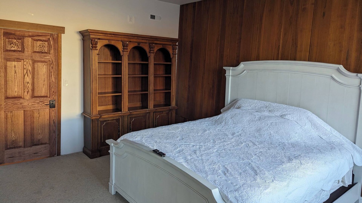 Storm Lake Condo | The Storm Lake Penthouse