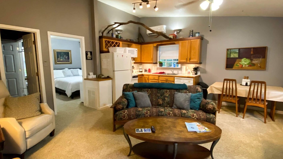 Macon Apartment | The Susannah - 1 Bd/1BA Furnished Apartment - Near Lake and Bike Trails, Mercer