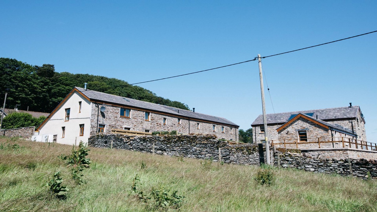 Kirk Braddon Cottage | The Swallows - a holiday cottage that sleeps 6 guests in 3 bedrooms