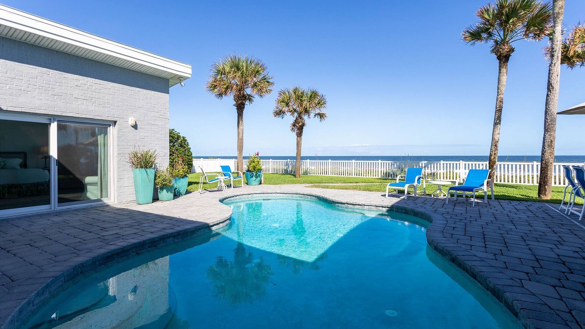 Sawgrass House | "The Swift Cottage" Old Ponte Vedra, Blvd. with Private pool!