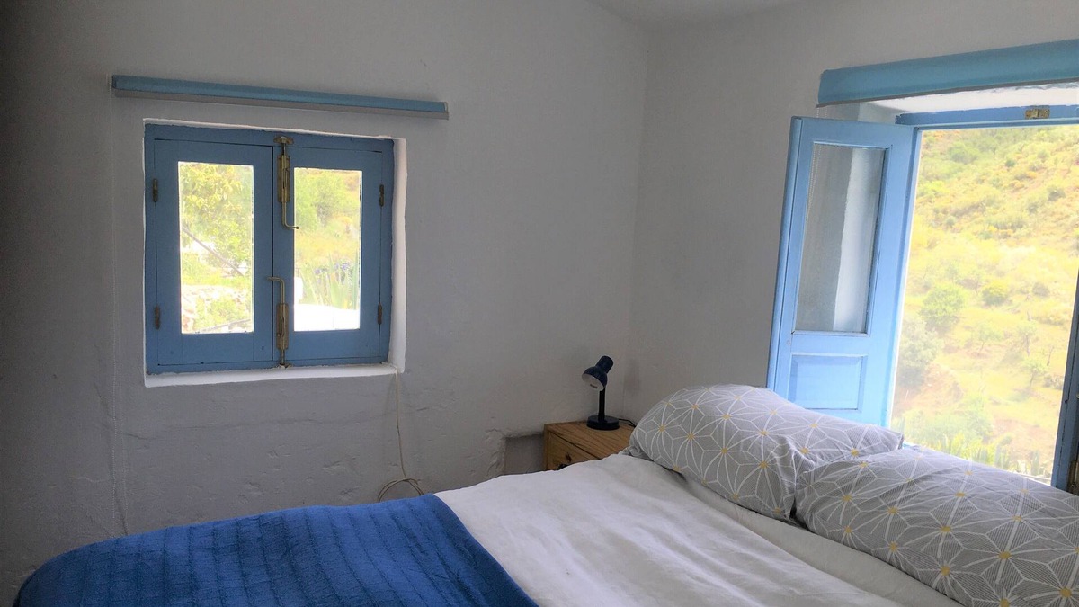 Rubite Apartment | The Tack Room (Former Stables)