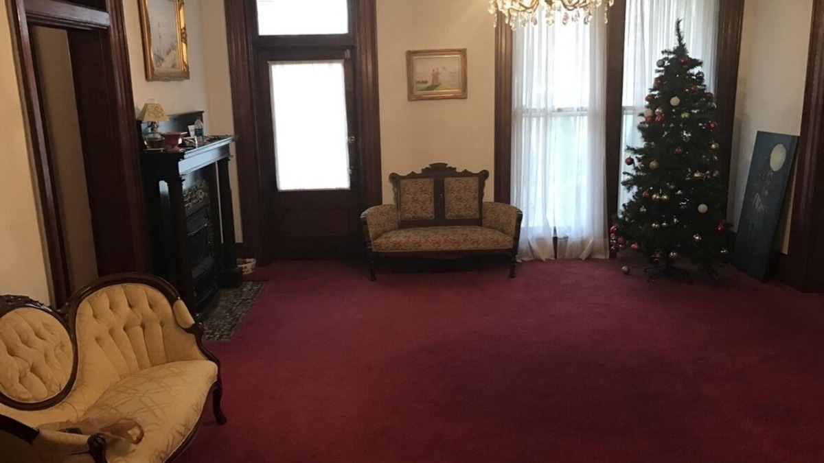 Crawfordsville House | The Tanner mansion