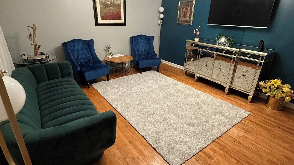 Jonesboro House | The Teal Retreat - Stylish 3BR Home near Atlanta Airport & Downtown