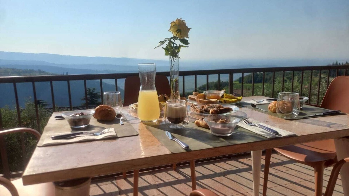 Mazzurega Bed & Breakfast | The Terrace on the Hill