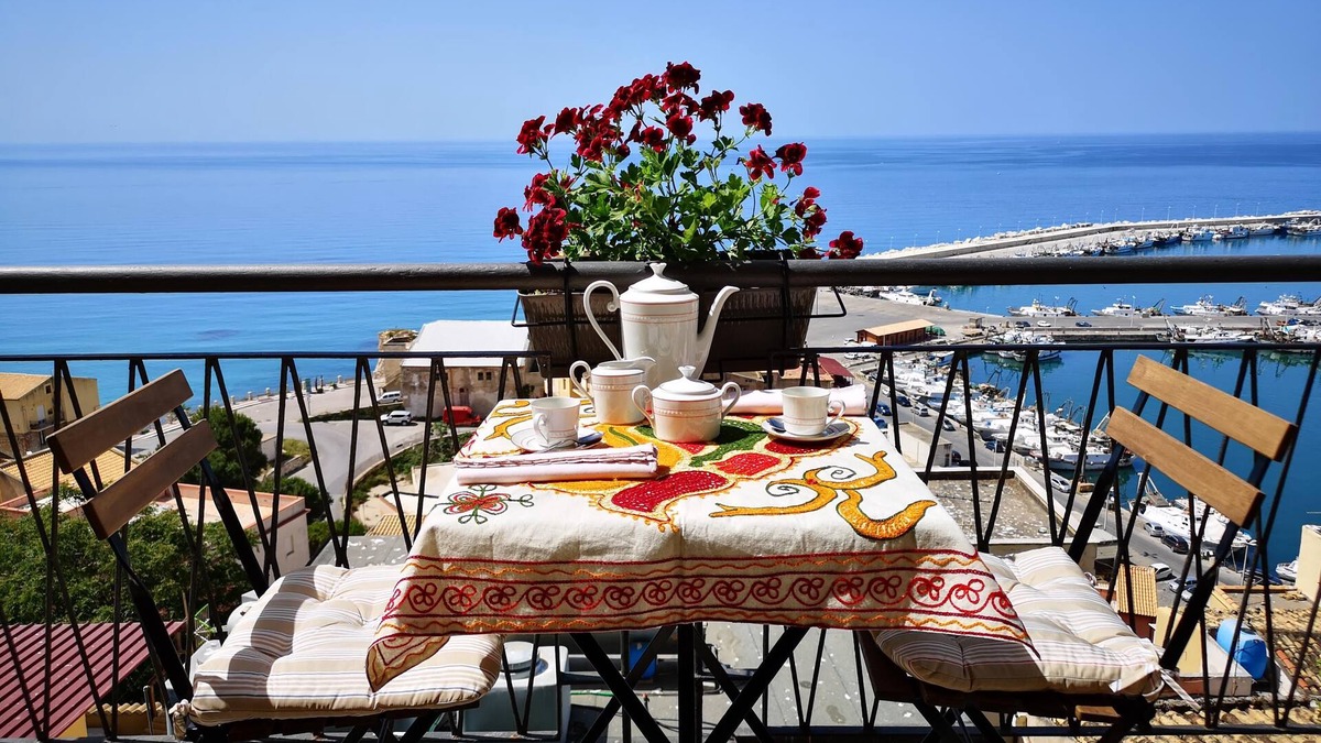 Sciacca House | The terraces