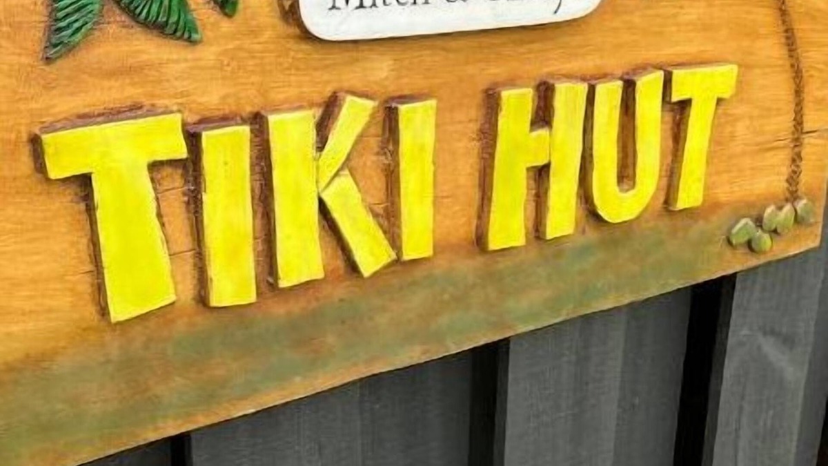 Springfield House | The Tiny tiki Hut