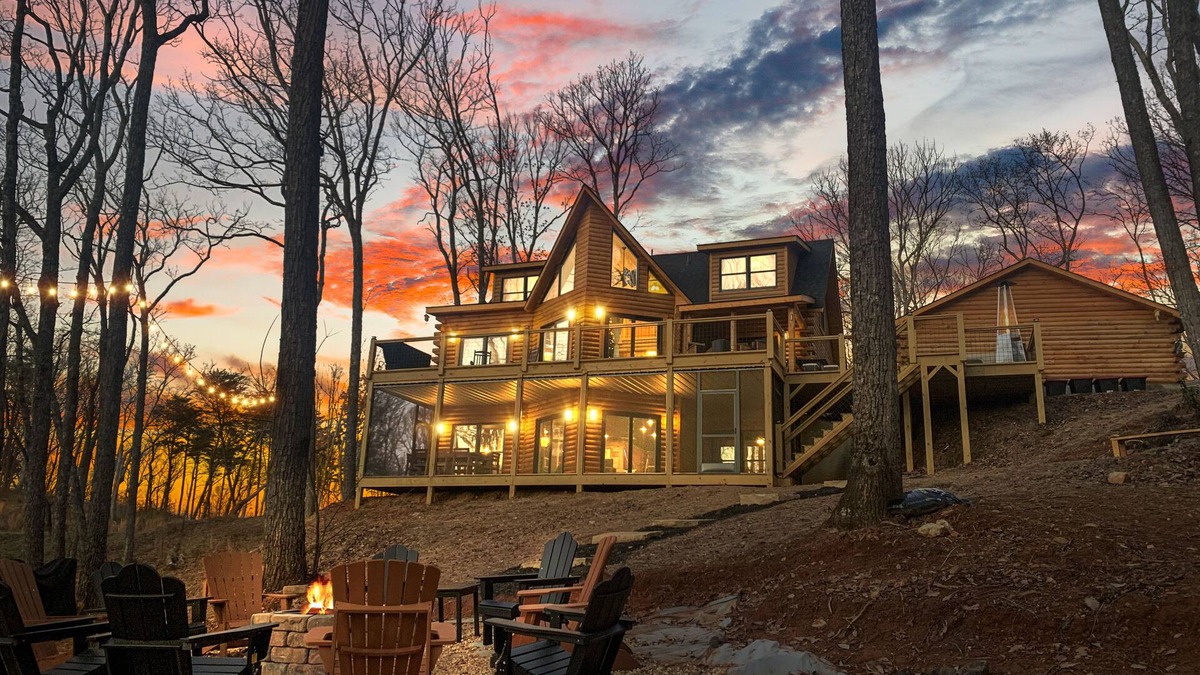 Talking Rock Cabin | The Tipsy Bear Cabin