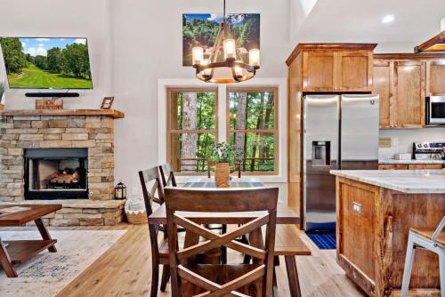 Frank House | The Toasted Marshmallow 2 Kings Fire Pit Hiking