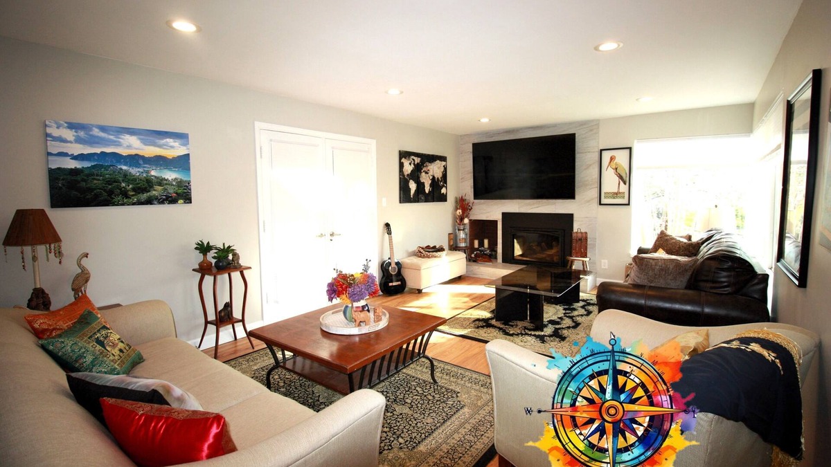 Bel Aire House | The Traveler's House-Central to All, Hilltop, Hot Tub, Gameroom, Firepit, Skiing