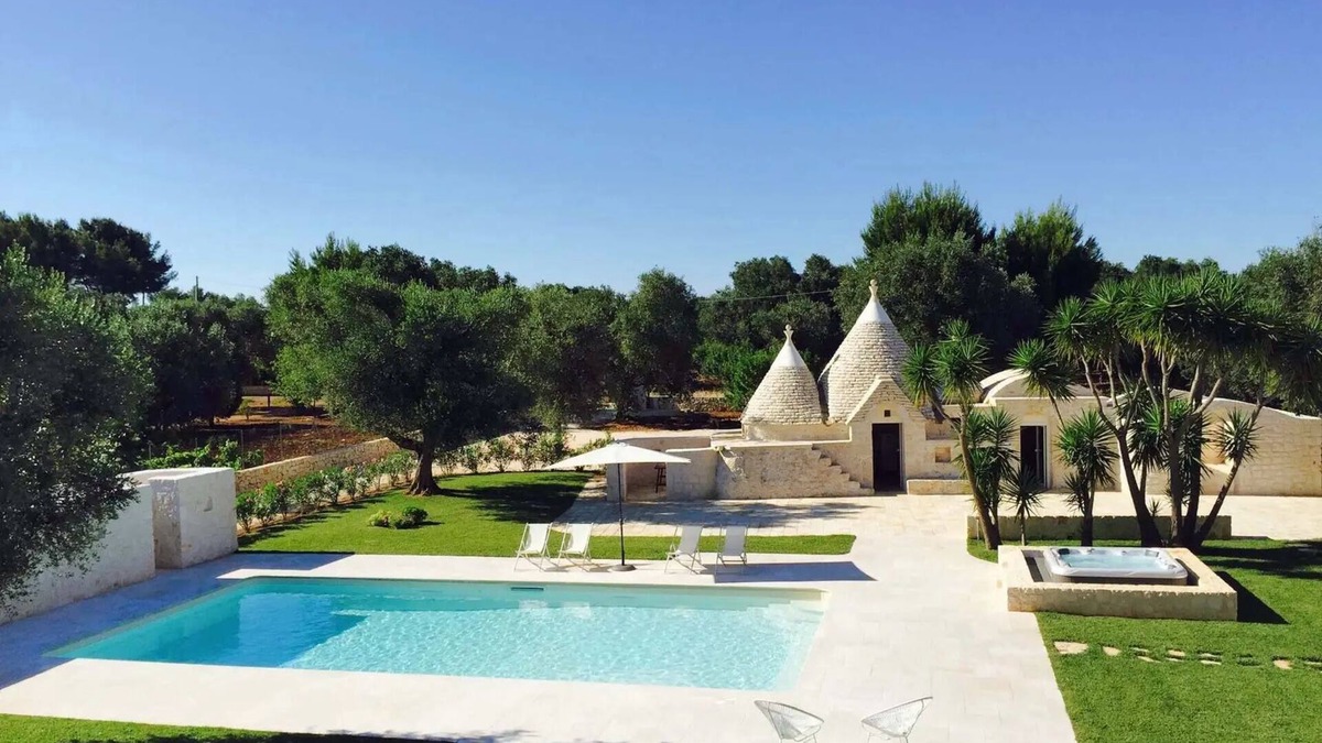 San Michele Salentino Villa | The Trulli of the Cotogni