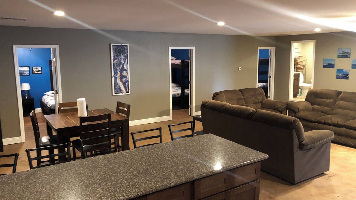 Boothville-Venice Cabin | The Tuna Lodge is a quiet secluded 3 bedroom 2 full bath lodge in Venice LA