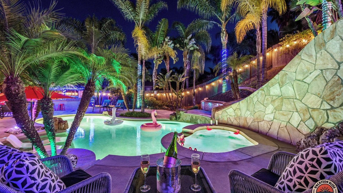 El Cajon House | The Ultimate Escape – Pool, Slide, Gym + Games!