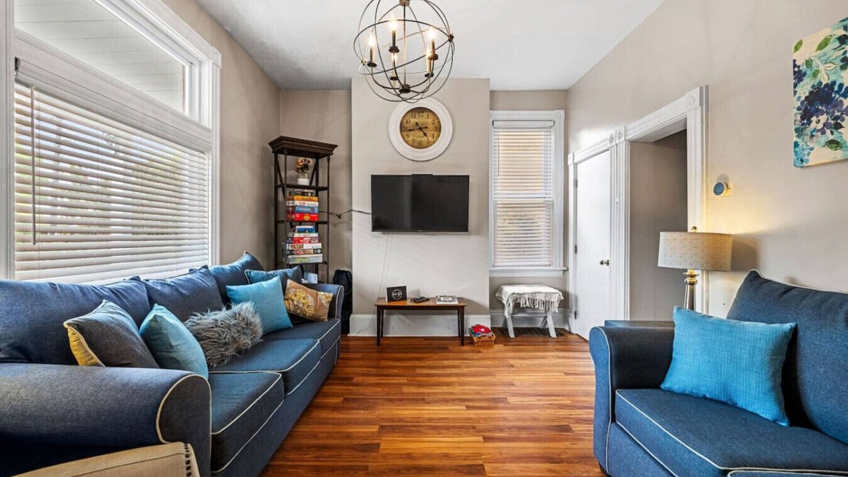 Pittsburgh House | The Ultimate Fan`s Retreat: 5BR near all the Action