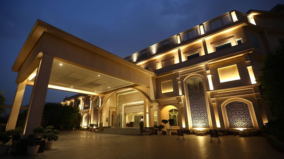 South West Hotel | The Umrao