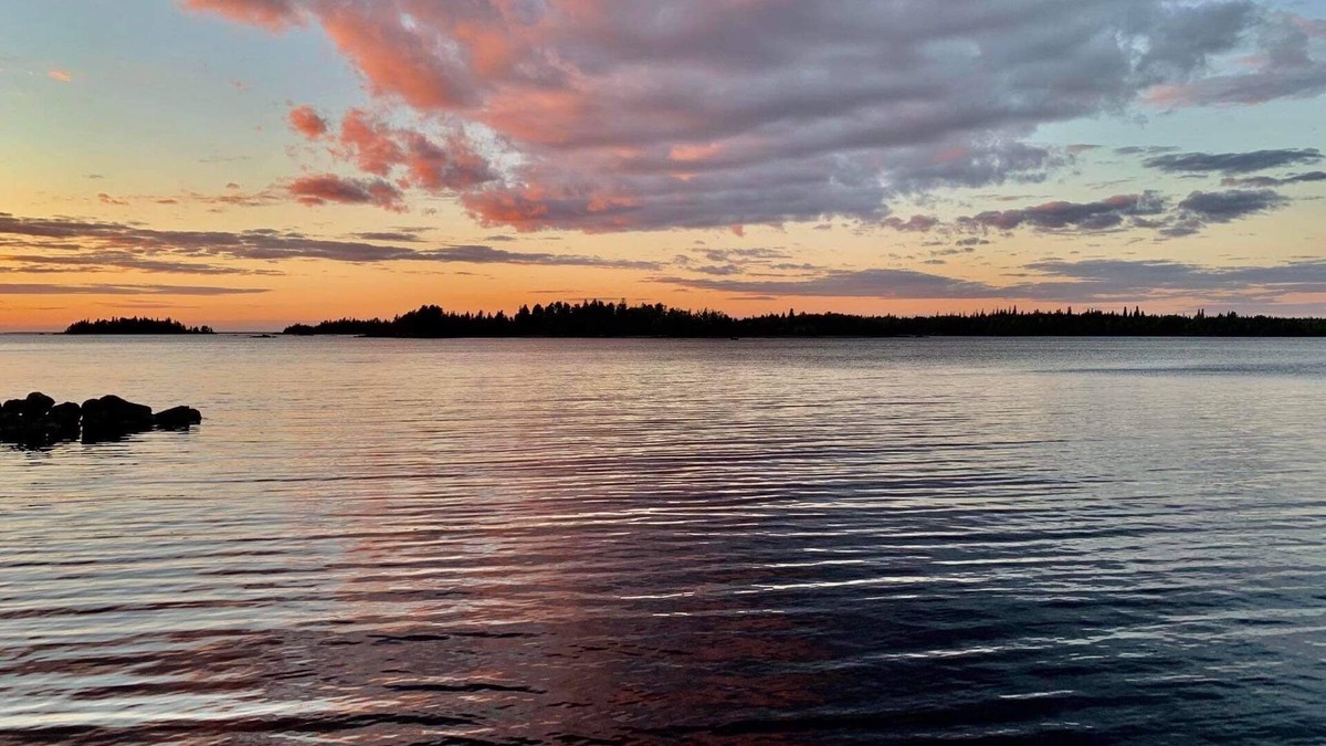 Lac-Saint-Jean-Est Regional County Municipality Cabin | The unforgettable!