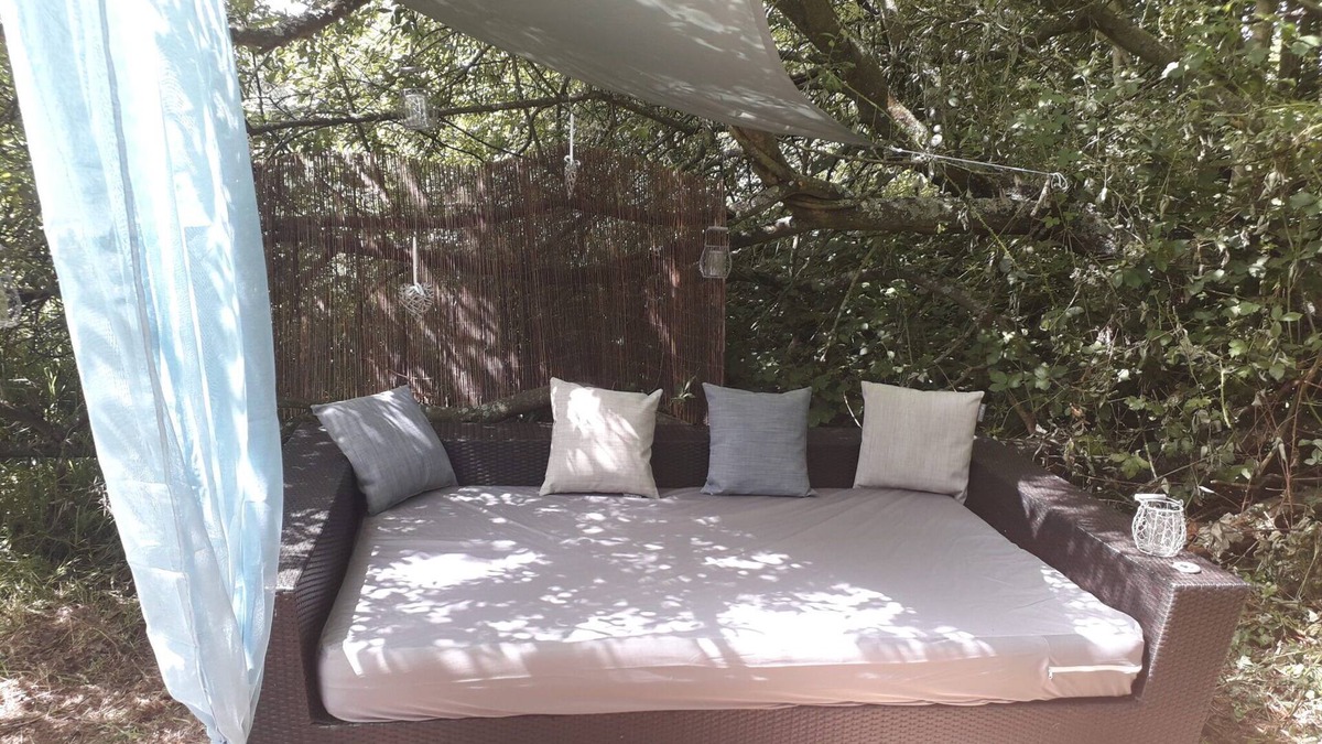 Cresseveuille Cottage | The Unusual Owl.