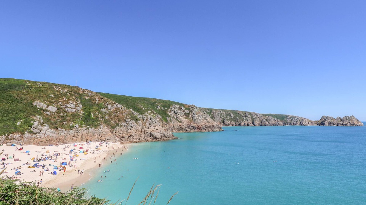 Saint Martin House | The Upper Deck