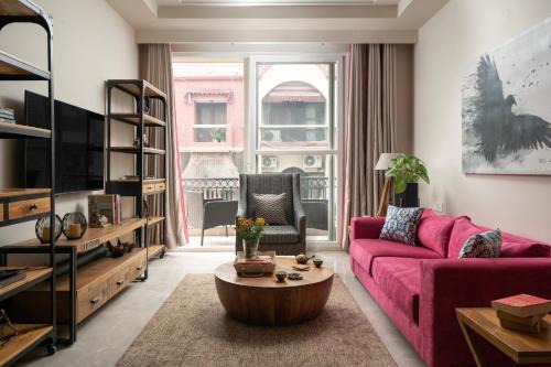 Green Park Apartment | The Urban Perch 3bhk Apartment with lift in South Delhi closest to India gate