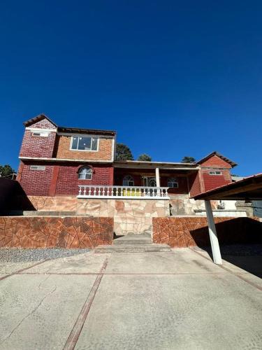 Creel House | The valley