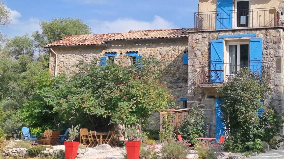 Castellane Apartment | The Verdon in peace.