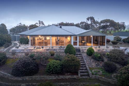 Muston House | The View at Kurrara
