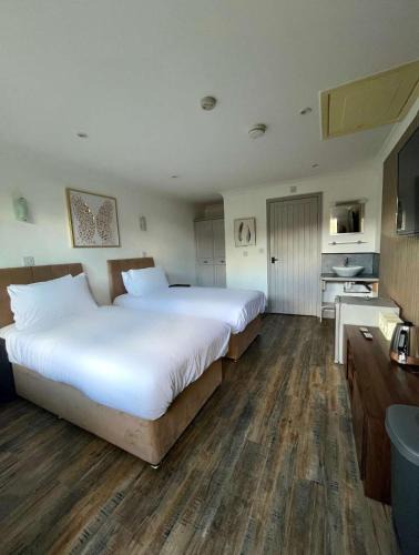 Pegsdon Ski Chalet | The View chalet located in pegsdon