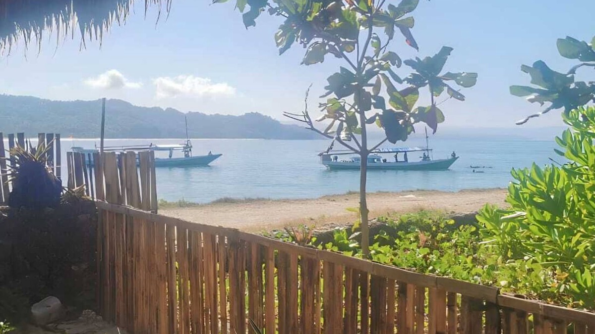 Rua House | THE VILLAGE INN Rua Beach