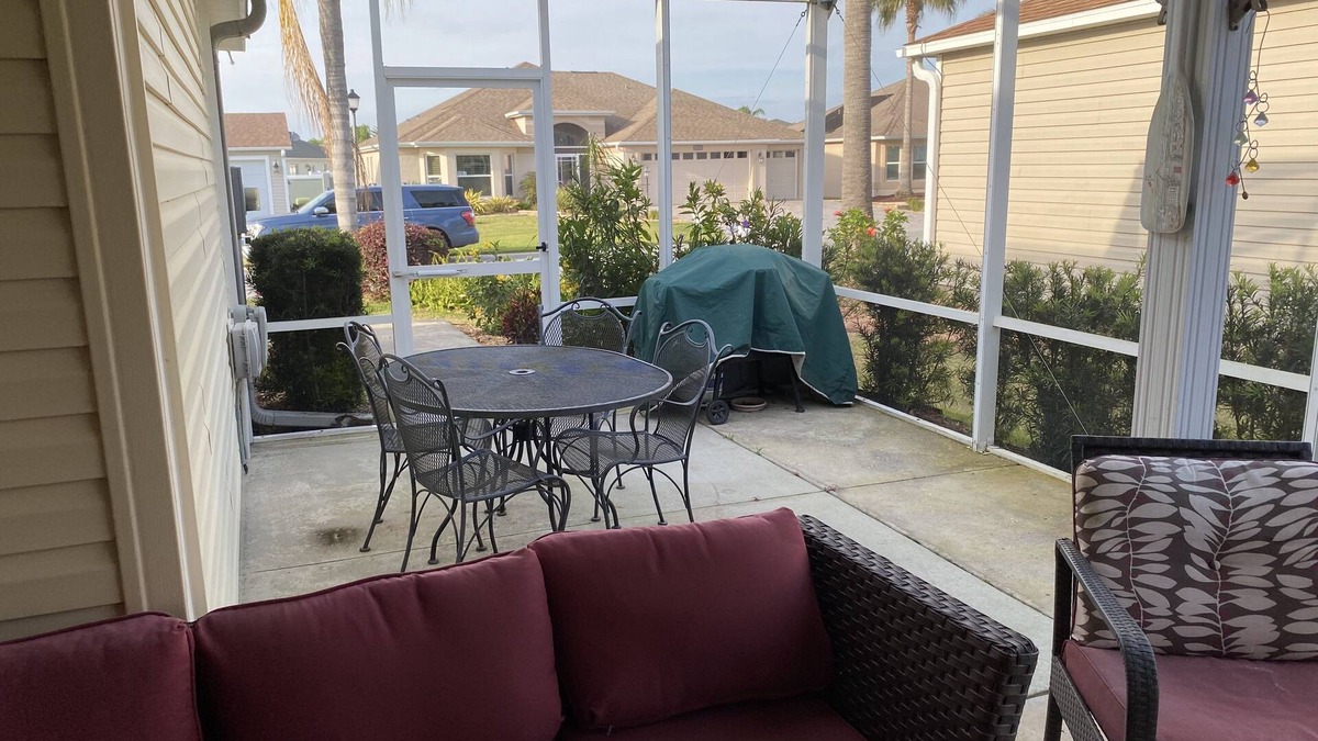 Pennecamp House | THE VILLAGES - PENNECAMP with golf cart