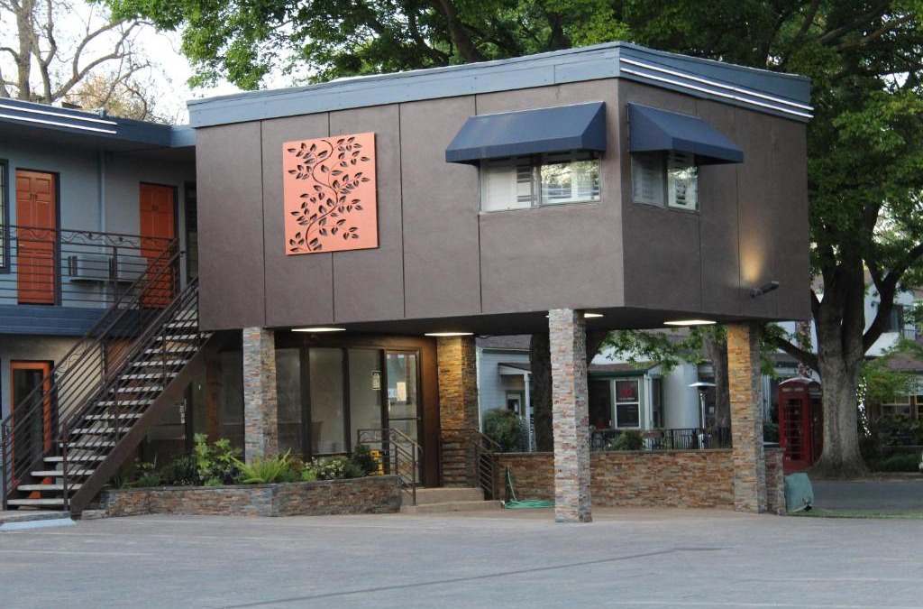 Downtown Hotel | The Vine Inn Davis
