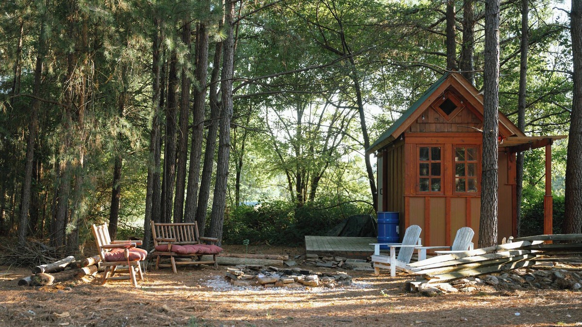 Boger City Cabin | The Vintage Retreat at Golf Course