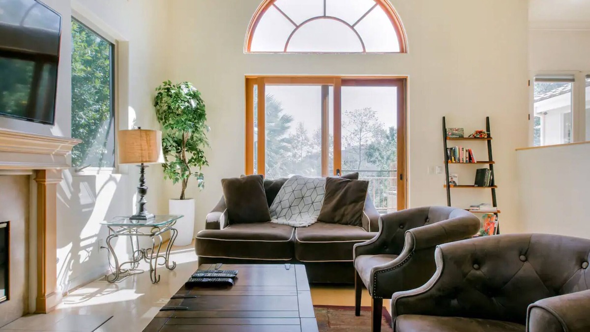 Malibu House | The Vista Malibu Mountaintop Retreat Villa & Garden