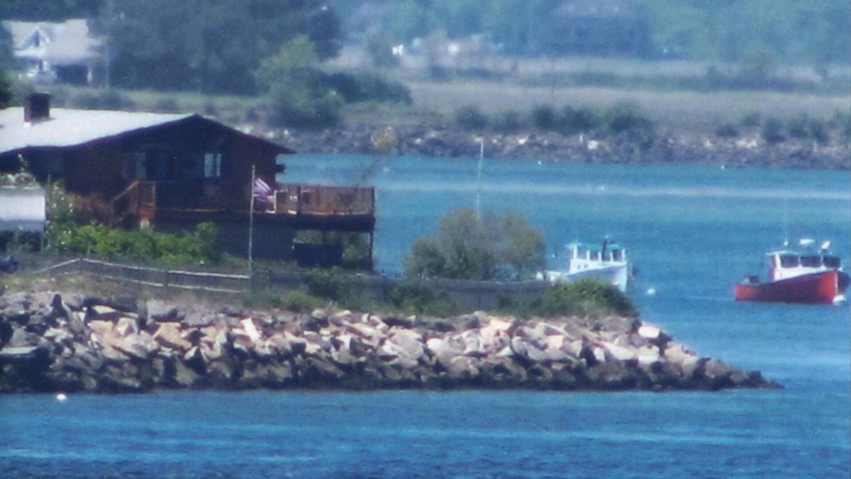 Scarborough House | The Waterfront Deckhouse-Pine Point Beach Waterfront Property