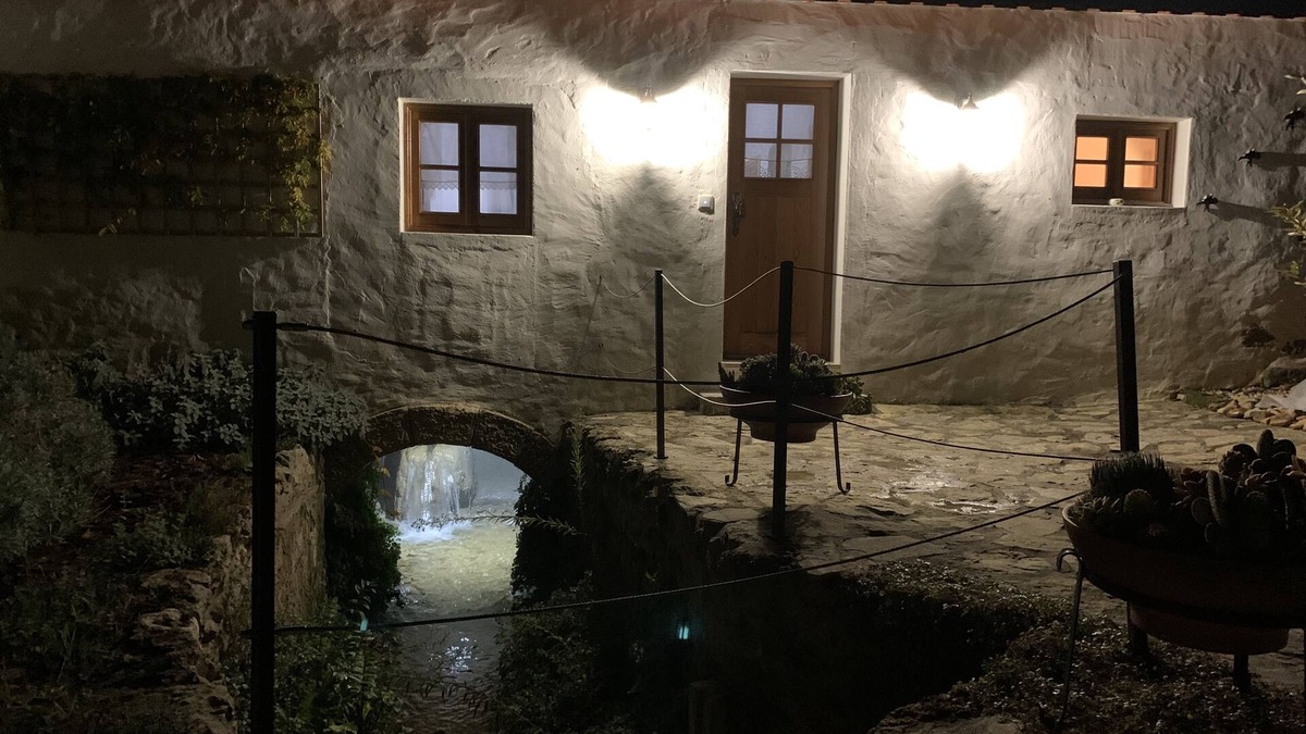 Sao Joao Batista House | The Watermill | O Moinho da Ribeira