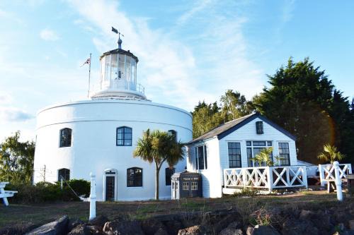 Newport House | The West Usk Lighthouse Lightkeepers Lodge