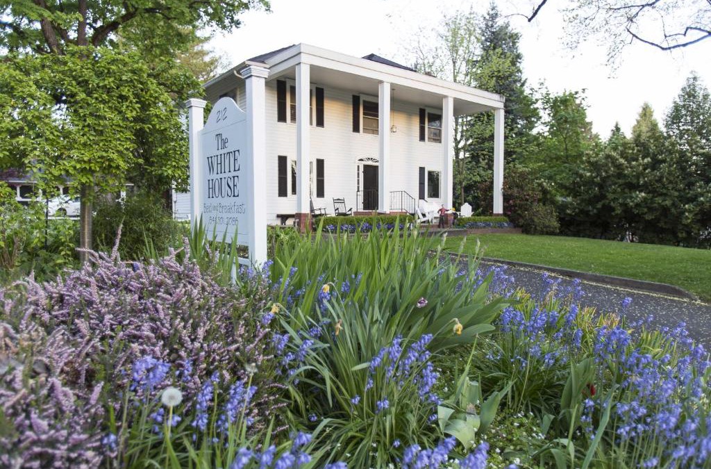 Medford Bed & Breakfast | The White House Bed and Breakfast