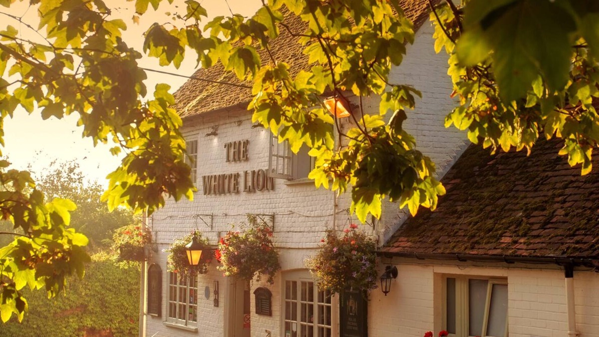 West Meon Hotel | The White Lion