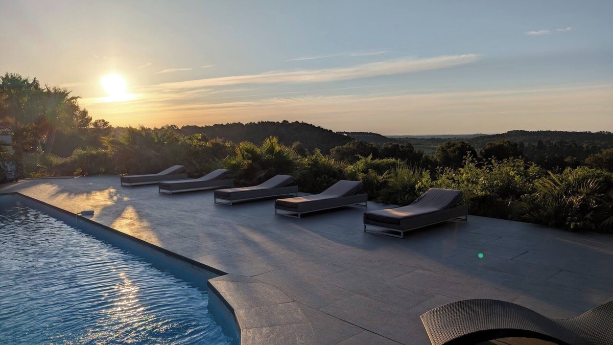 Grabels Villa | The White Luxe Collection 5 min from Montpellier 350 m2 hab. swimming pool clim view
