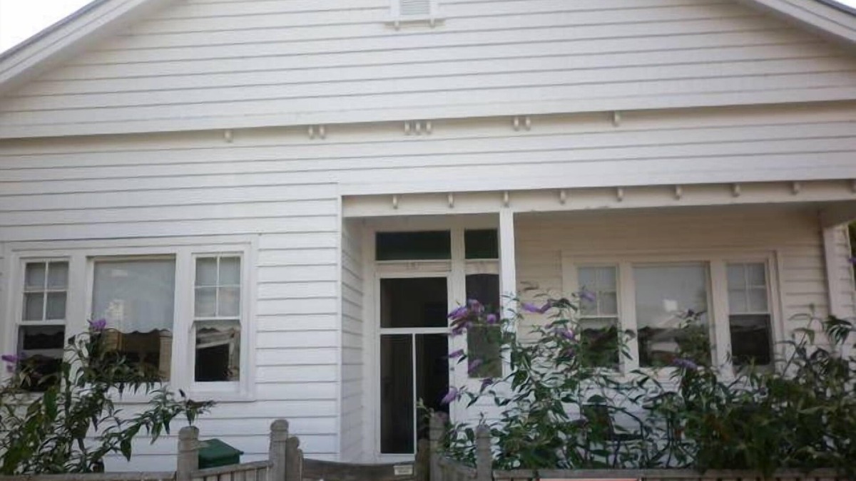 Port Fairy House | the whitehouse Port fairy in the heart of town, pet friendly