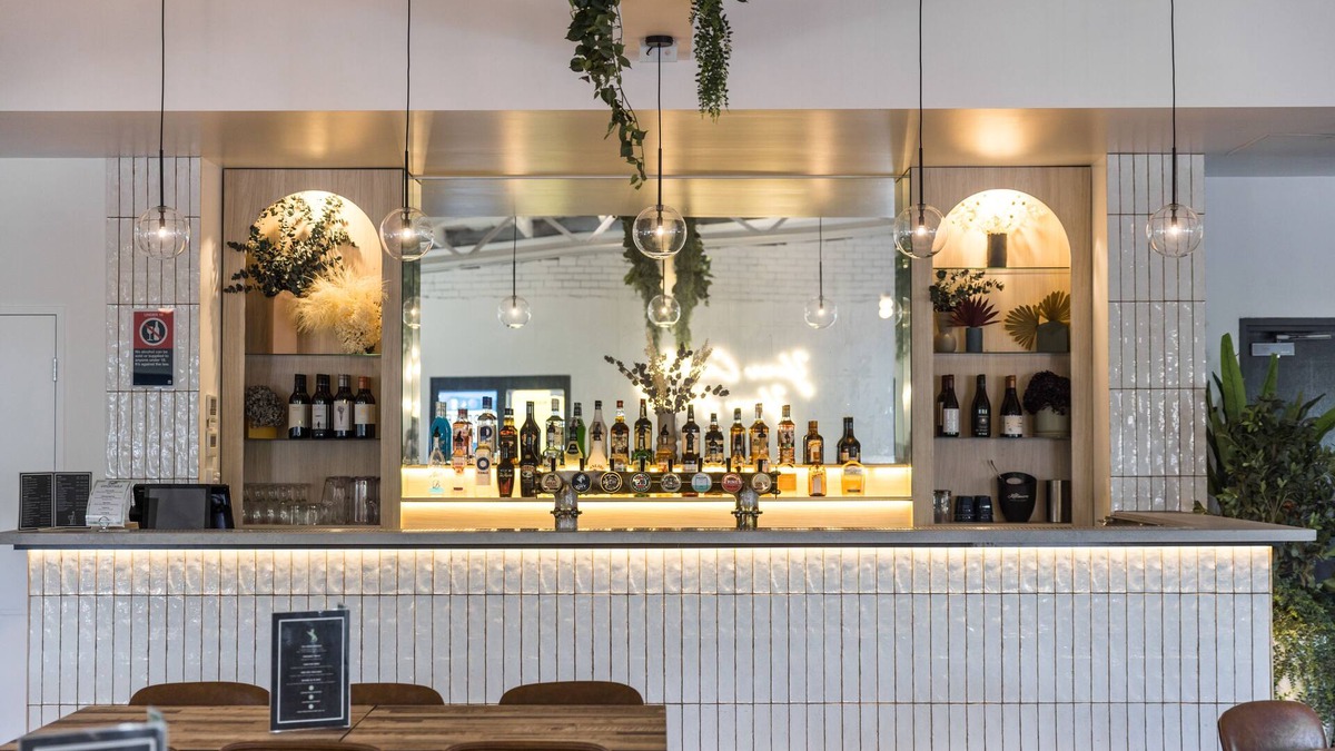 East Maitland Hotel | The Windsor Castle Hotel