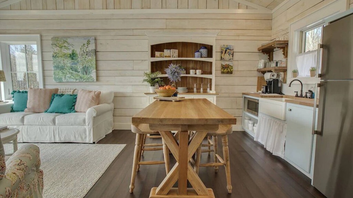 Scaly Mountain Cottage | The Wine Cellar Cottage - Mountain Vineyard Getaway