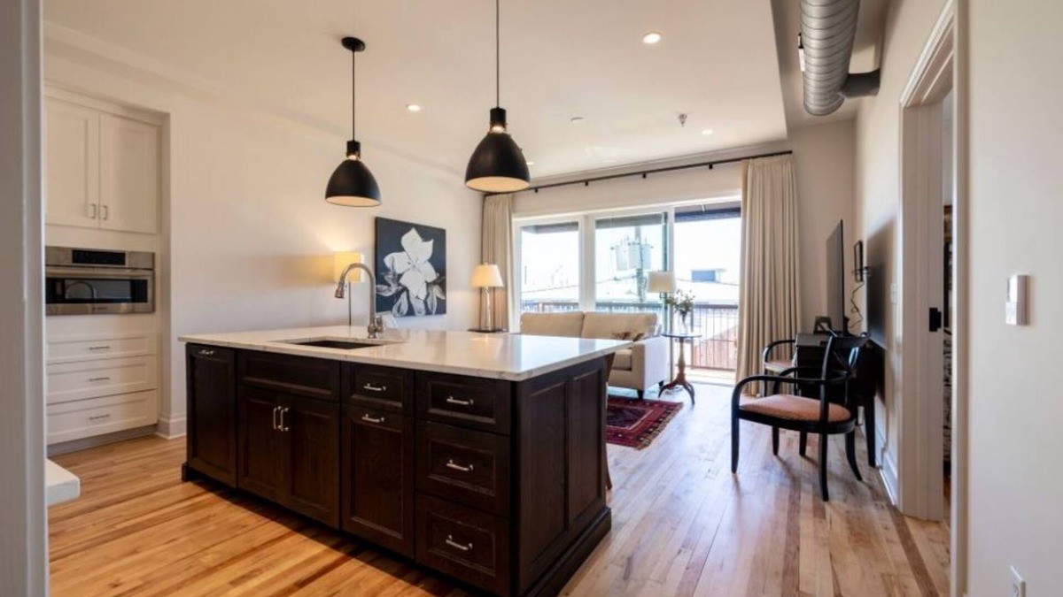 Brunswick Apartment | The WOOD!