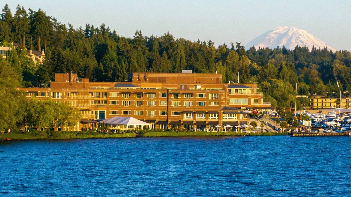 Lakeview Hotel | The Woodmark Hotel & Still Spa on Lake Washington