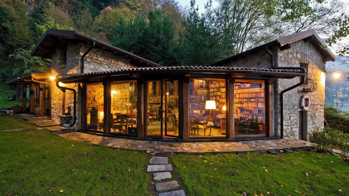 Faggeto Lario Villa | The Writer's Nest by Rent all Como