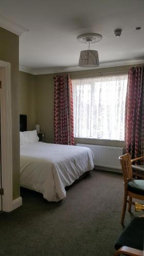 Navan Bed & Breakfast | The Yellow House B&B Navan